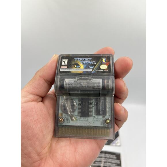 Perfect Dark (Nintendo Game Boy Color, 2000) Complete - Tested - Authentic VGC - Picture 7 of 14